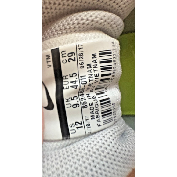 Nike Air Max Sequent 2 Womens Size 1 Beige White Athletic Running Shoes Sneakers - Picture 3 of 8